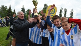 Легендарний Андрій Біба завітав у Лубни на дитячий футбольний турнір